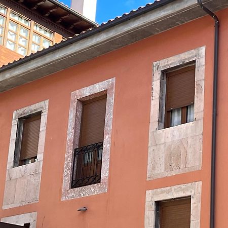 Apartamentosarturo Llanes Laplaza 2ºc المظهر الخارجي الصورة