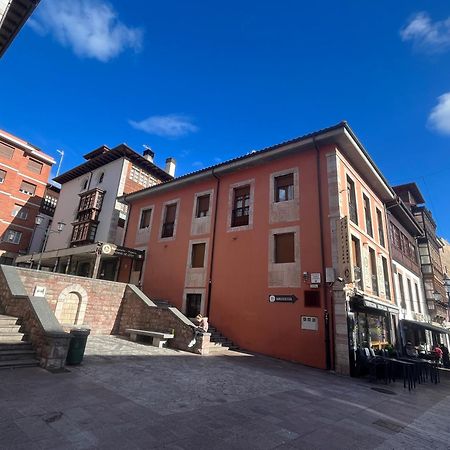 Apartamentosarturo Llanes Laplaza 2ºc المظهر الخارجي الصورة