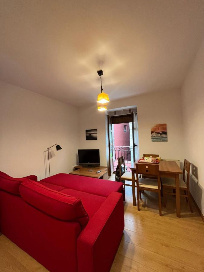 Apartamentosarturo Llanes Laplaza 2ºc المظهر الخارجي الصورة