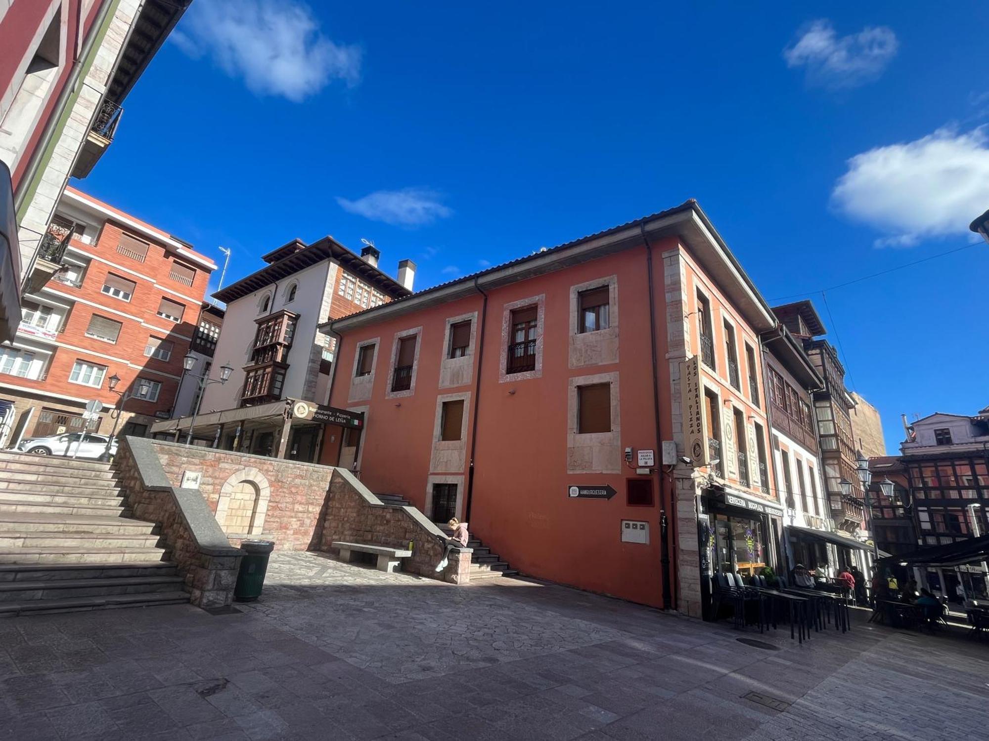 Apartamentosarturo Llanes Laplaza 2ºc المظهر الخارجي الصورة